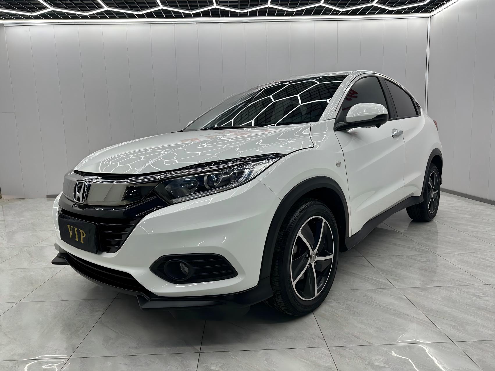 Honda Vezel  2020 года  1,5 л CVT Pioneer Edition