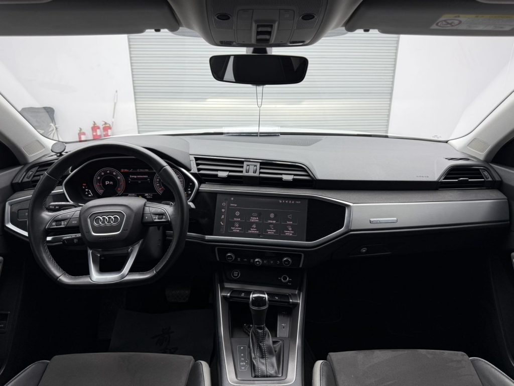 Audi Q3 2022 35 TFSI Sportline - Huishida Trading