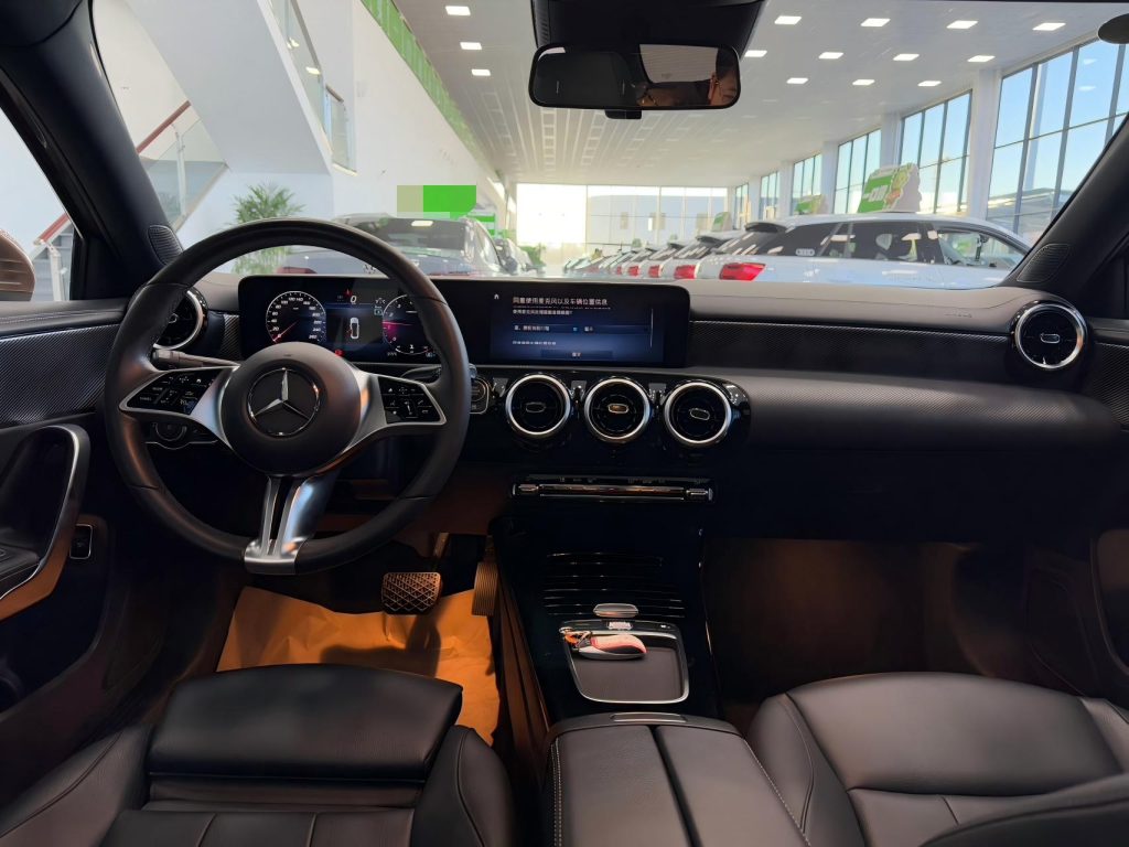 Mercedes-Benz A-Class 2023 A 180 L - Huishida Trading