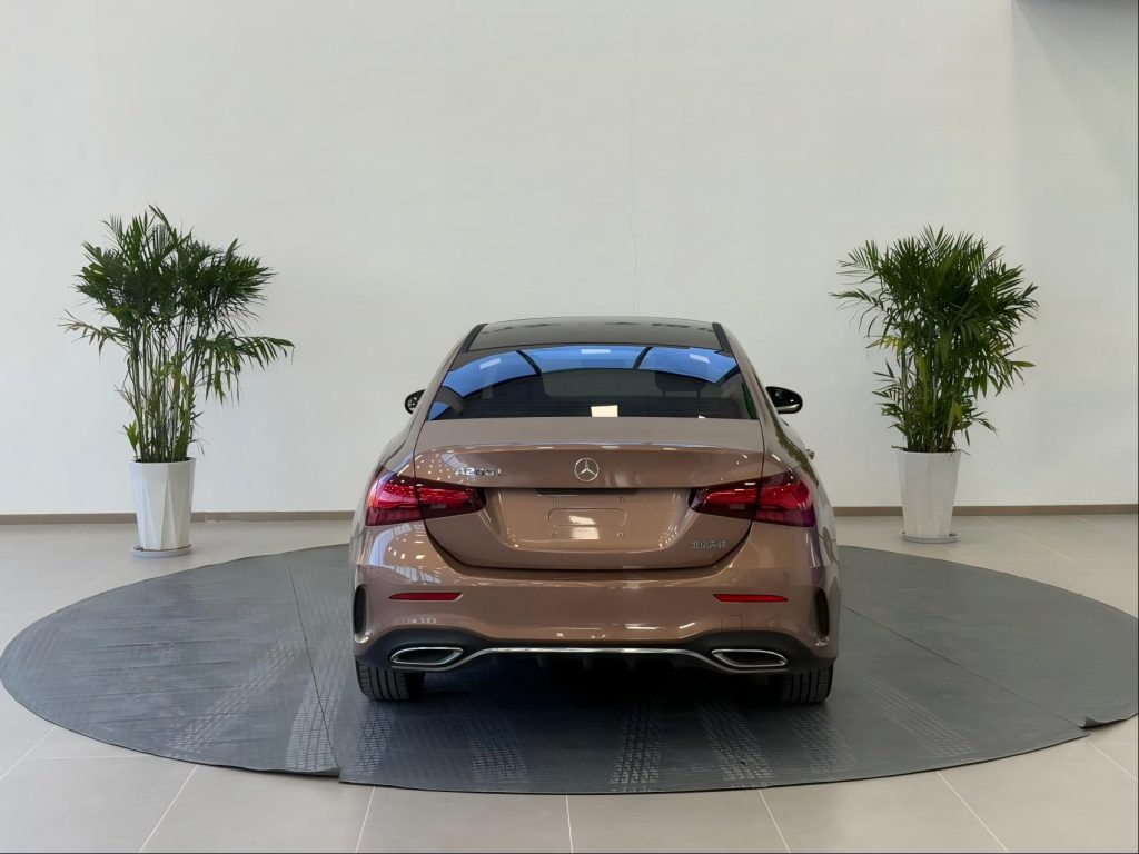 Mercedes-Benz A-Class 2023 A 180 L - Huishida Trading