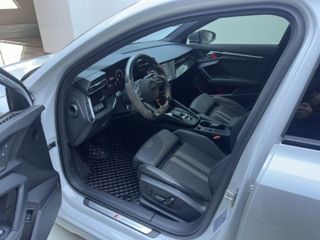 Audi A3 2021 Sportback 35 TFSI Sporty Style - Huishida Trading