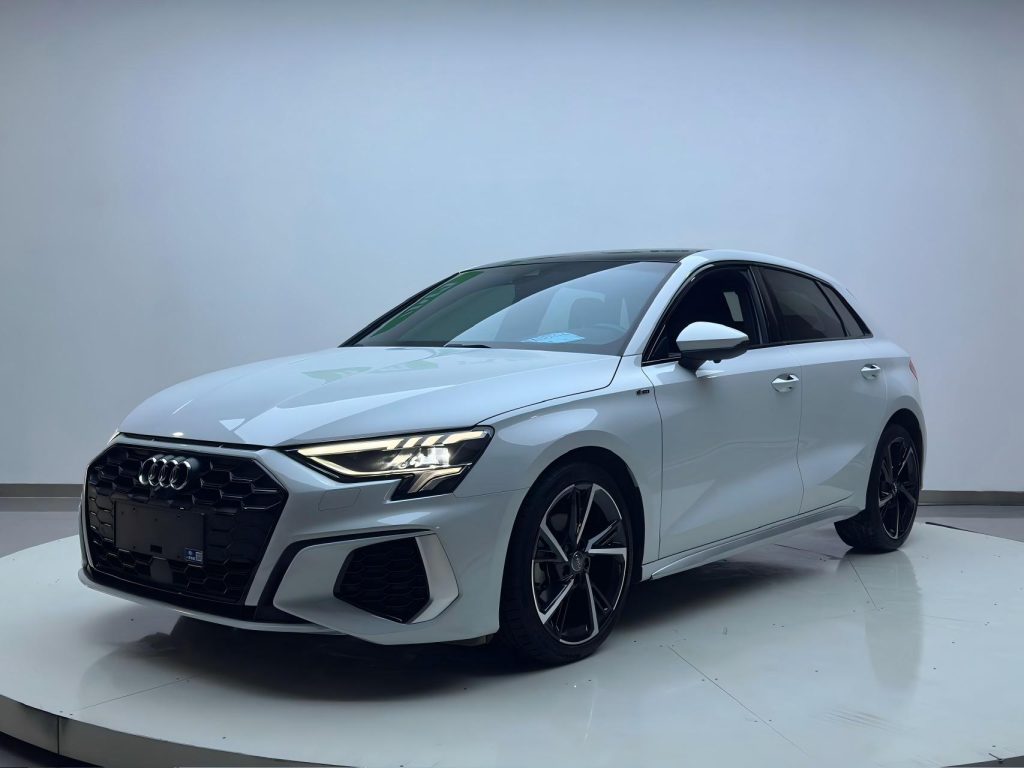 Audi A3 2021 Sportback 35 TFSI Sporty Style - Huishida Trading