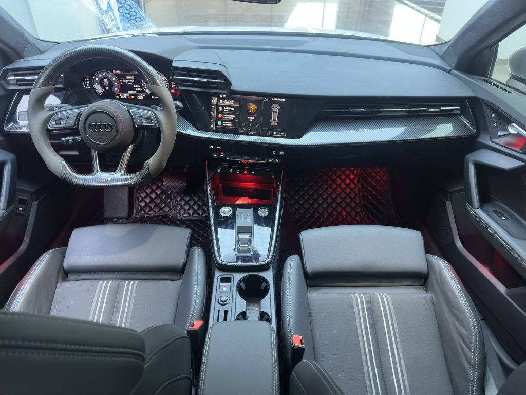 Audi A3 2021 Sportback 35 TFSI Sporty Style - Huishida Trading