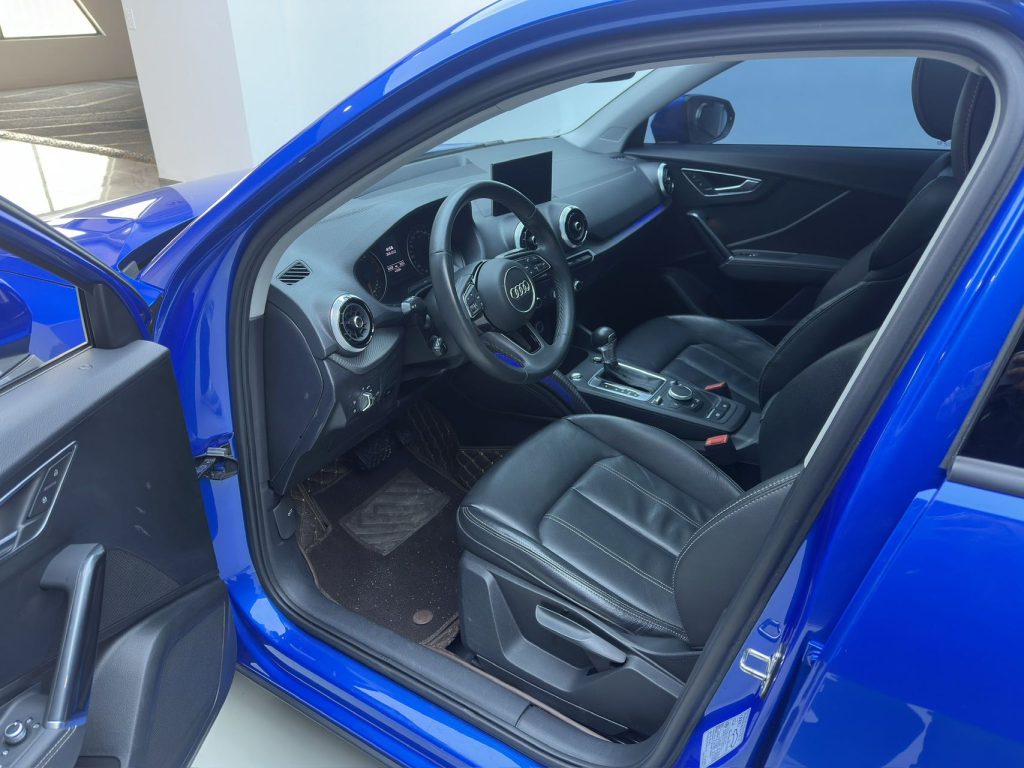 Audi Q2L 2022 35 TFSI Ambition Plus trim - Huishida Trading