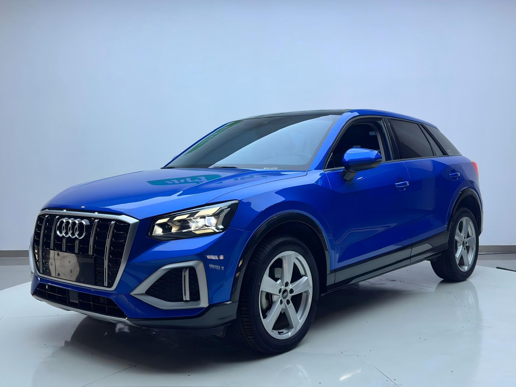 Audi Q2L  2022 35 TFSI Ambition Plus trim