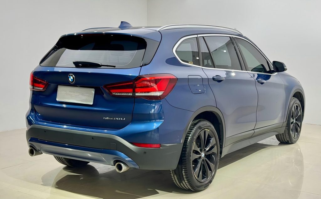 BMW X1 2021 sDrive20Li Fashion Edition - Huishida Trading