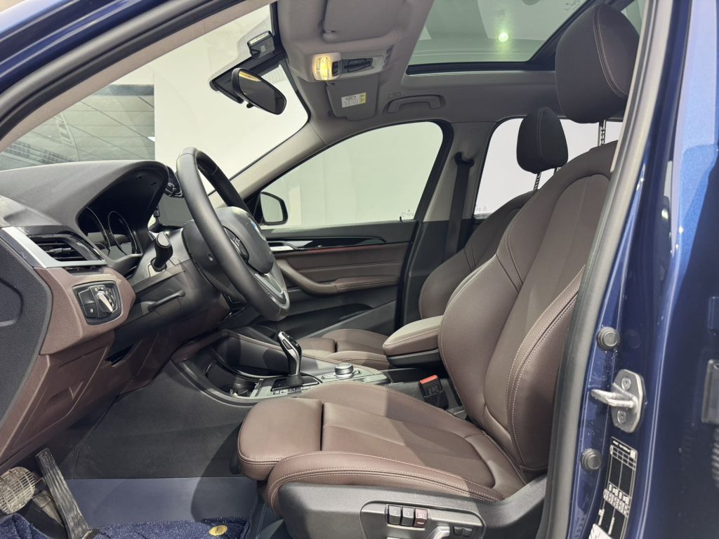 BMW X1 2021 sDrive20Li Fashion Edition - Huishida Trading