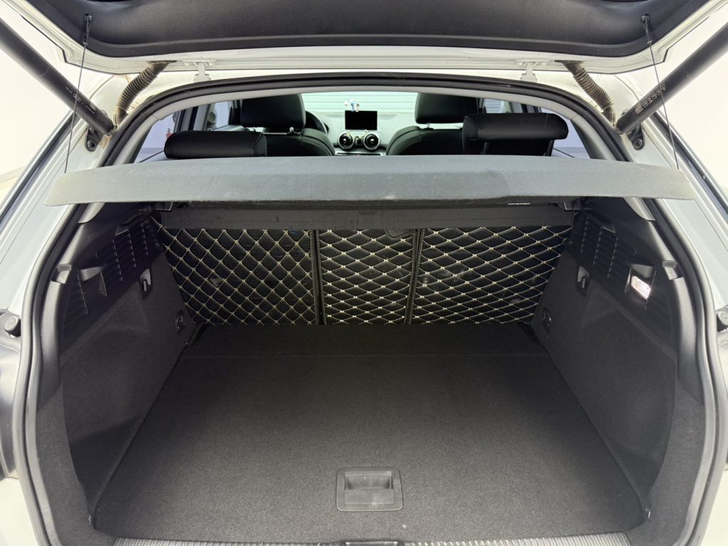 Audi Q2L 2022 35 TFSI Elegance Edition - Huishida Trading