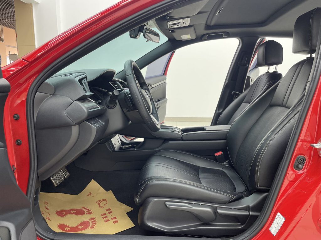 Honda Civic 2021 Hatchback 220TURBO CVT Trend-Seeker - Huishida Trading