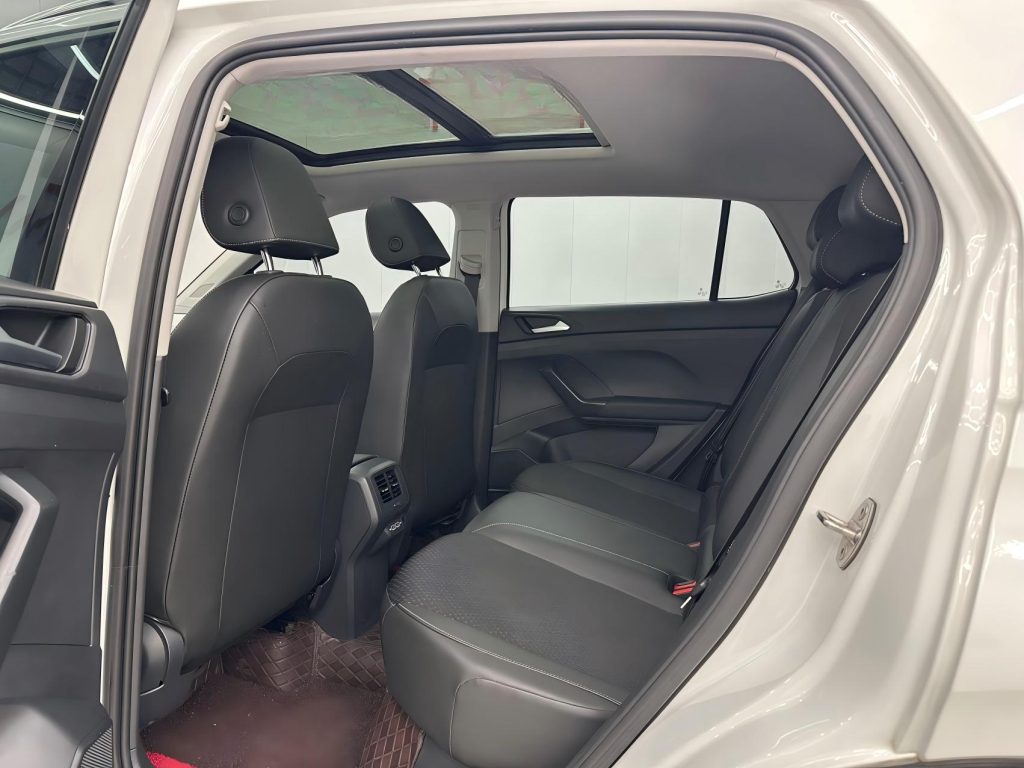 Volkswagen Tacqua 2021 года 1,5 л Автоматическая коробка передач Connect Edition - Huishida Trading