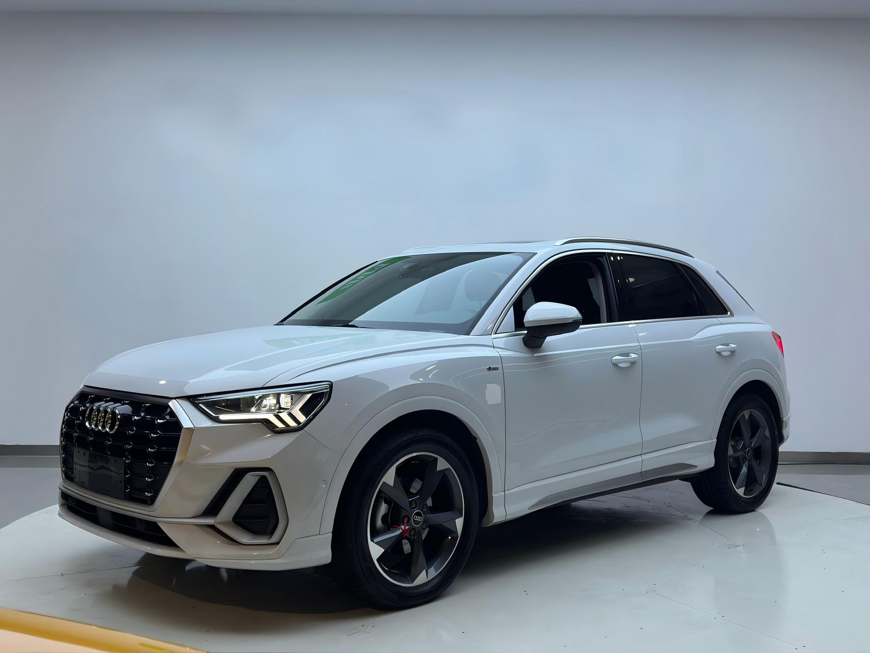 Audi Q3  2022 Model 35 TFSI Sportline