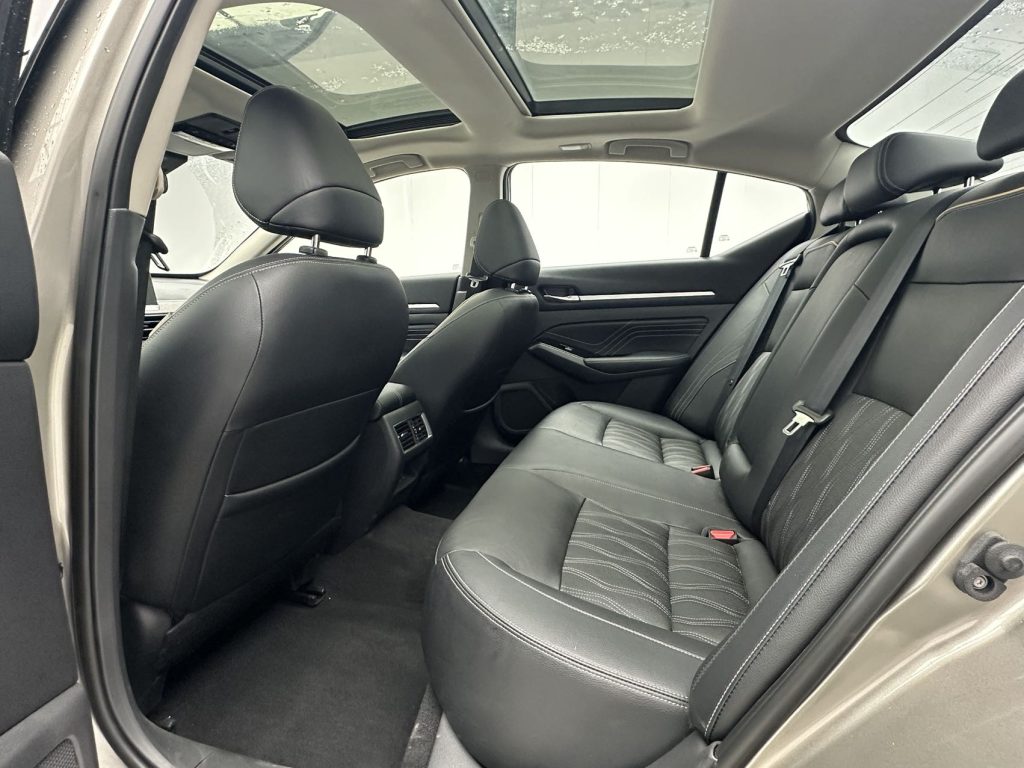 Nissan Altima 2022 2.0L XL-Upr Premium Edition - Huishida Trading