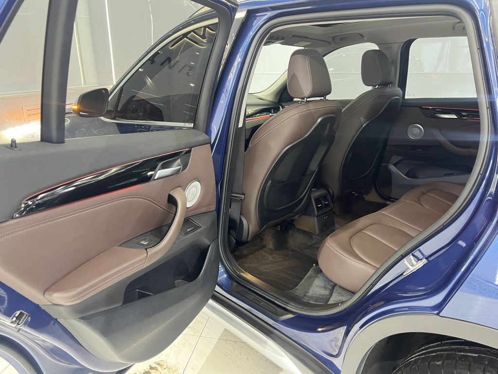 BMW X1 2021 sDrive20Li Luxury Edition National VI - Huishida Trading