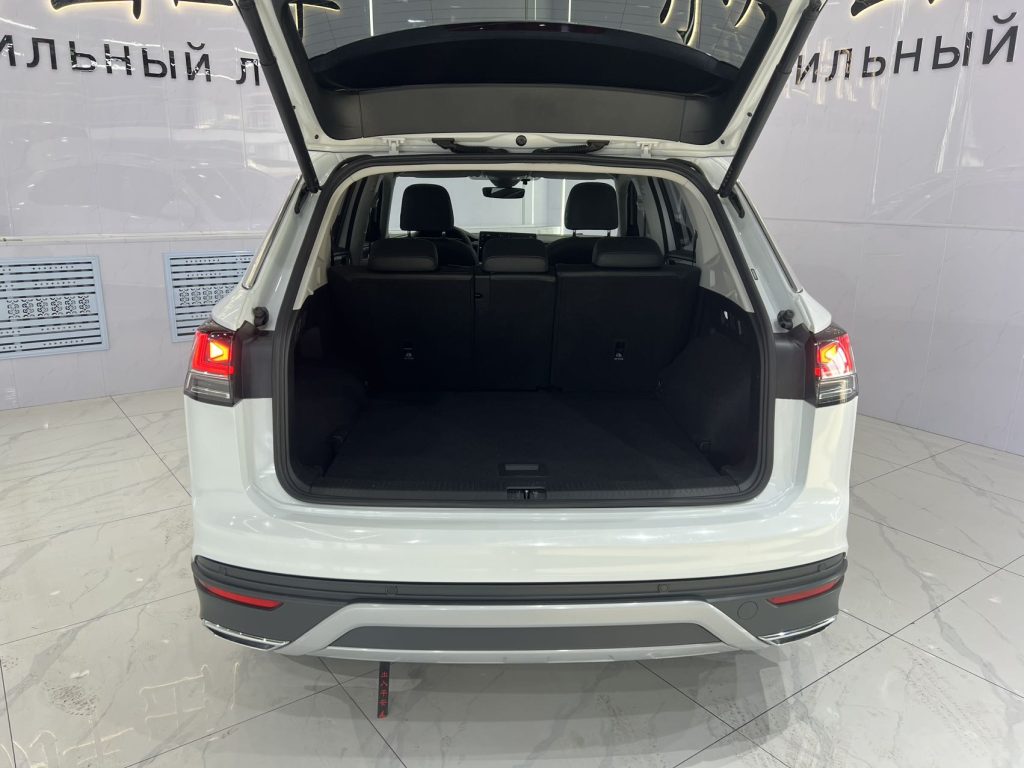 Volkswagen TAYRON 2023 280TSI 2WD Luxury Plus Advanced Edition - Huishida Trading