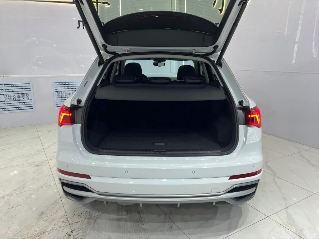 Audi Q3 2022 35 TFSI Sportline National VI - Huishida Trading