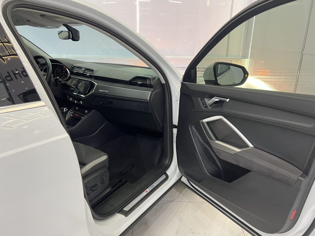 Audi Q3 2022 35 TFSI Sportline National VI - Huishida Trading