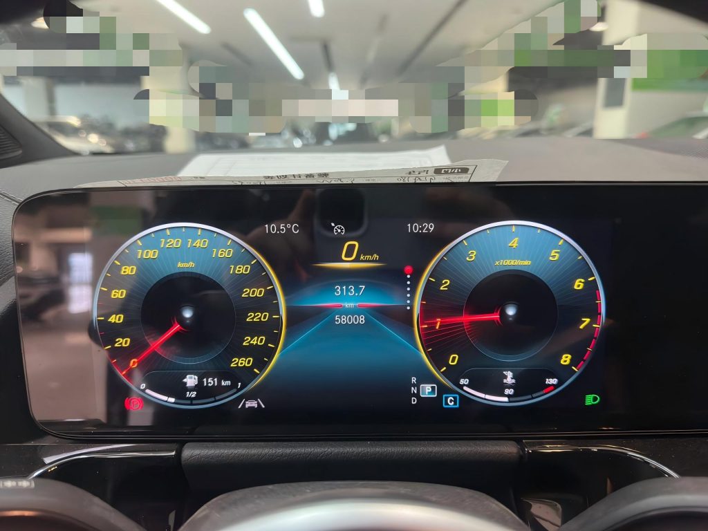 Mercedes-Benz GLA 2022 Модель GLA 180 - Huishida Trading