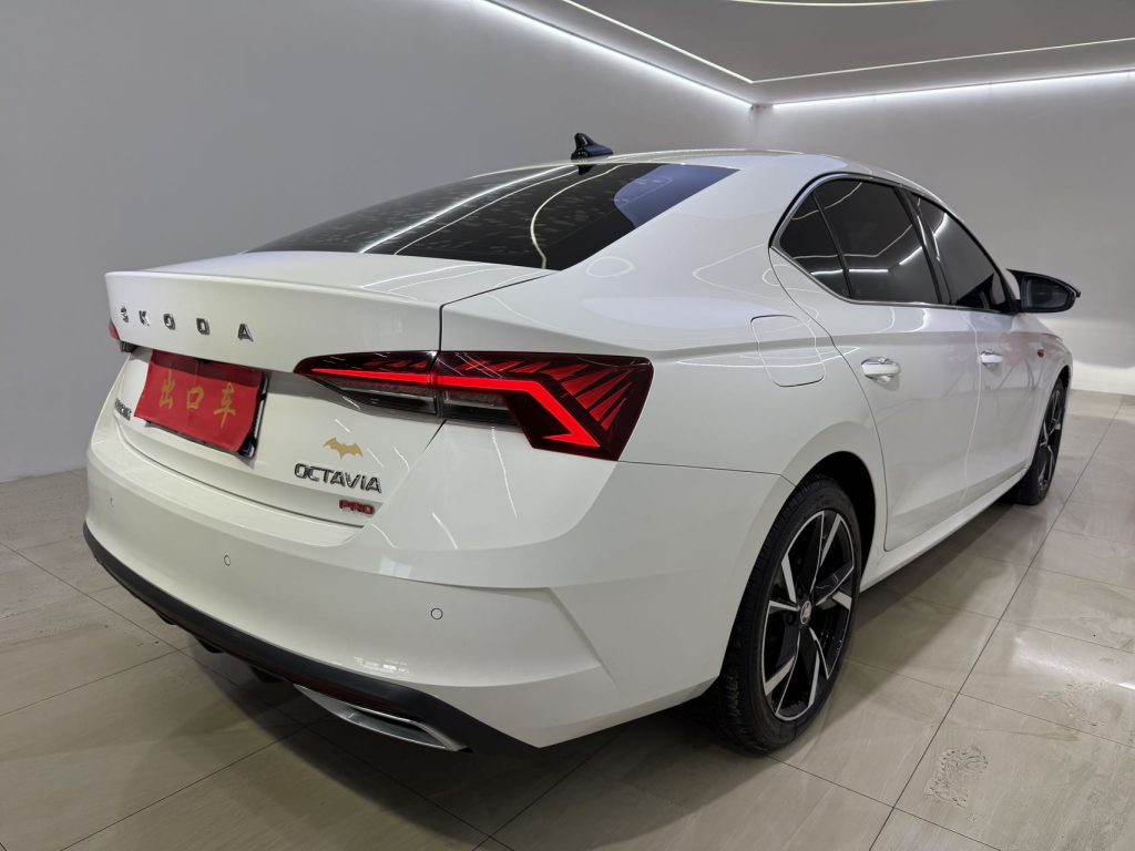 Skoda Octavia 2021 PRO TSI280 DSG Flagship Edition - Huishida Trading