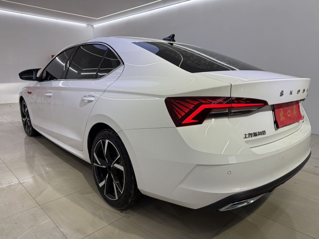 Skoda Octavia 2021 PRO TSI280 DSG Flagship Edition - Huishida Trading