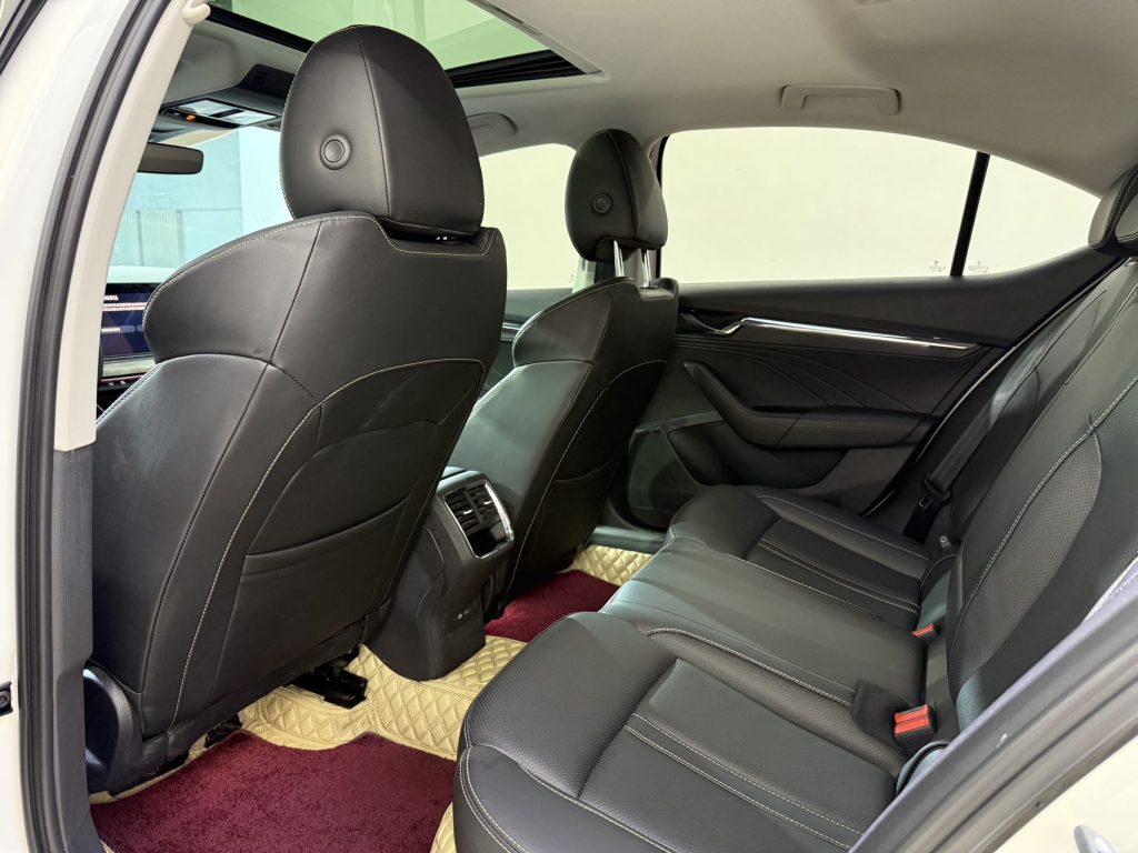 Skoda Octavia 2021 PRO TSI280 DSG Flagship Edition - Huishida Trading