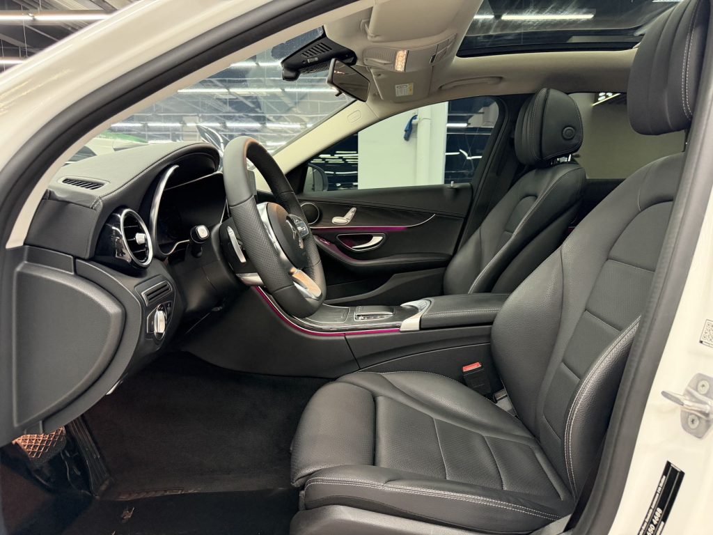 Mercedes-Benz C-Class 2021 C 200 L Sport Edition - Huishida Trading