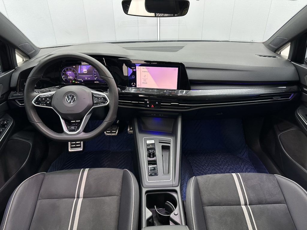 Volkswagen Golf 2021 года 280TSI DSG R-Line - Huishida Trading