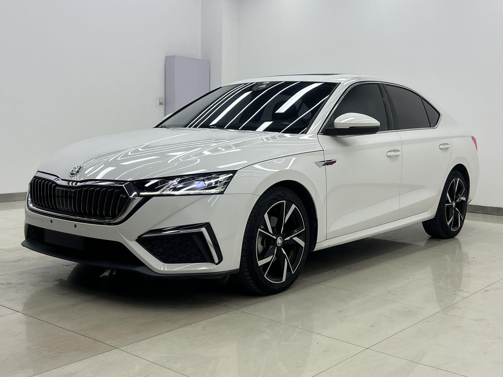 SKODA Octavia 2022 PRO TSI280 Premium Edition