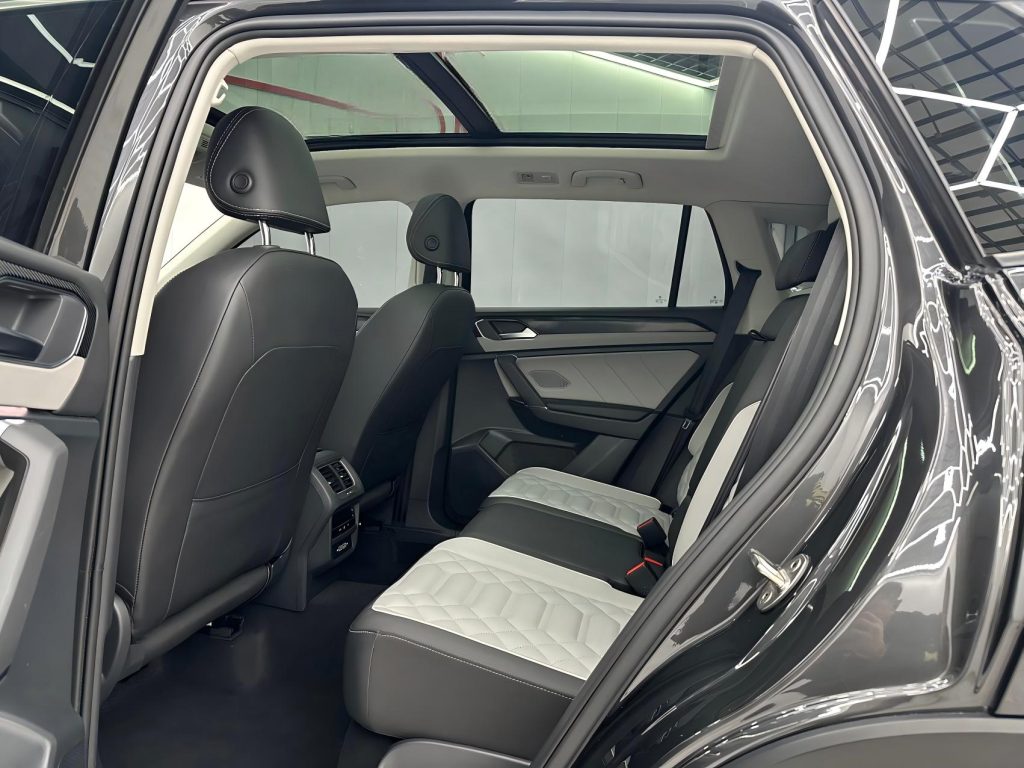 Volkswagen TAYRON 2023 280TSI с передним приводом Luxury Plus Advanced Edition - Huishida Trading