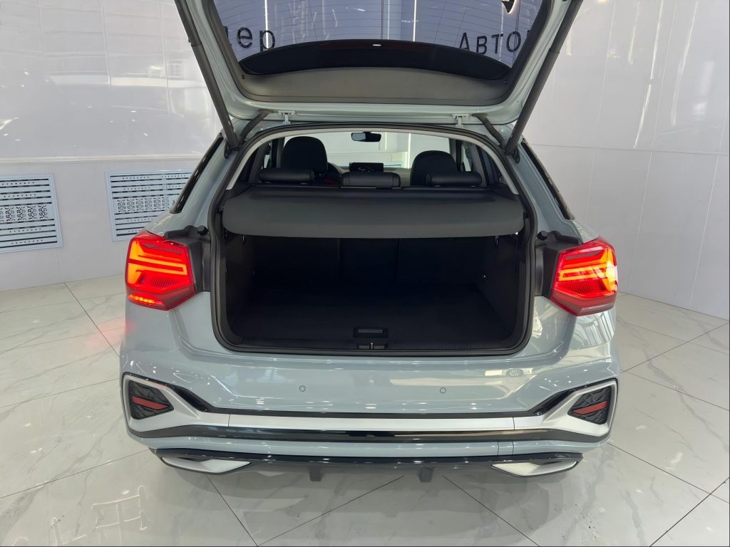 Audi Q2L 2022 35 TFSI Luxury Dynamic Edition - Huishida Trading