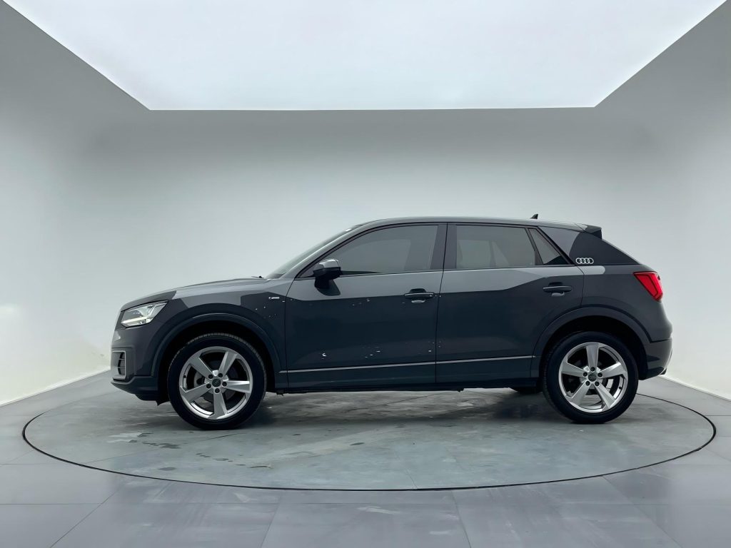 Audi Q2L 2021 35 TFSI Sportline - Huishida Trading