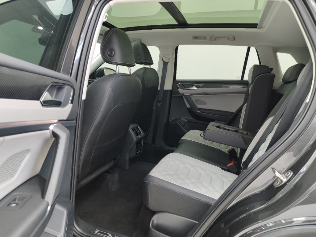 Volkswagen TAYRON 2023 280TSI 2WD Luxury Plus Advanced Edition - Huishida Trading