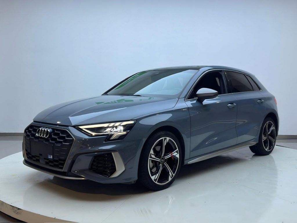 Audi A3 2022 Sportback 35 TFSI RS Package Racing Edition - Huishida Trading