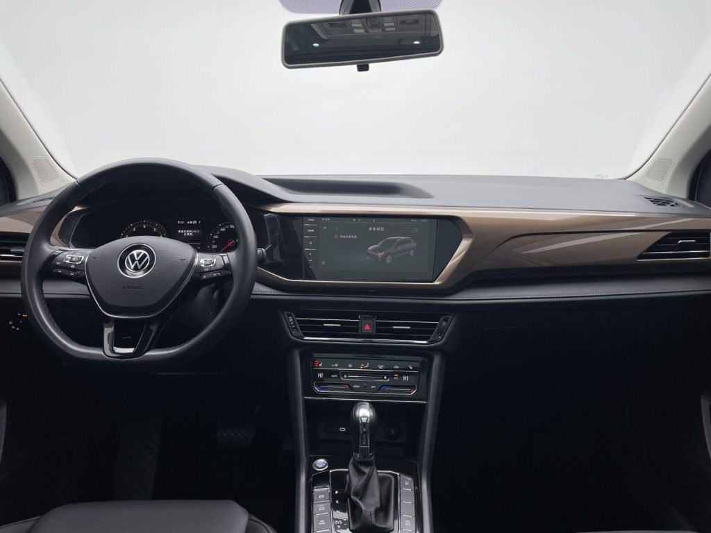 Volkswagen Tharu 2021 280TSI Two-Wheel Drive Luxury Edition PLUS - Huishida Trading