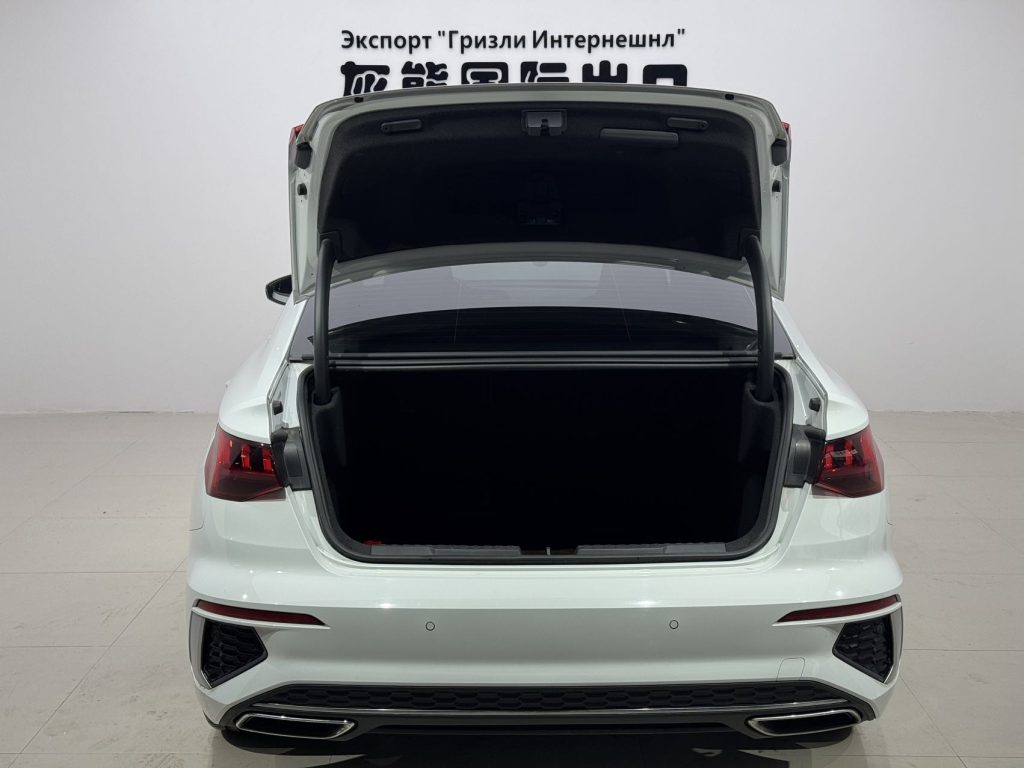 Audi A3 2022 A3L Limousine 35 TFSI Sportline - Huishida Trading