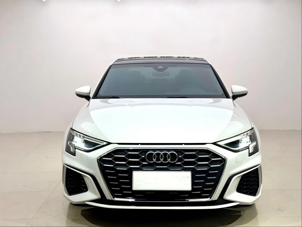 Audi A3 2022 A3L Limousine 35 TFSI Sportline - Huishida Trading