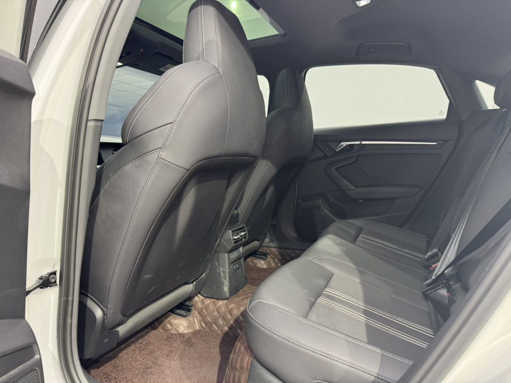 Audi A3 2022 A3L Limousine 35 TFSI Sportline - Huishida Trading