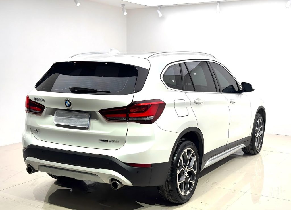 BMW X1 2022 sDrive20Li Fashion Edition - Huishida Trading