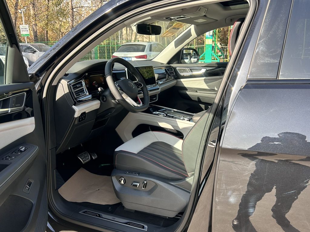 TeramontX 2024 380TSI 4WD Longxiang Edition - Huishida Trading