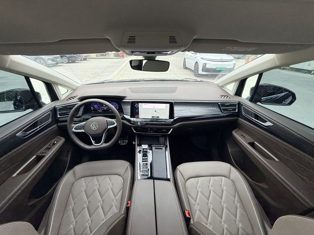 Viloran 2024 380TSI Prestige Edition - Huishida Trading