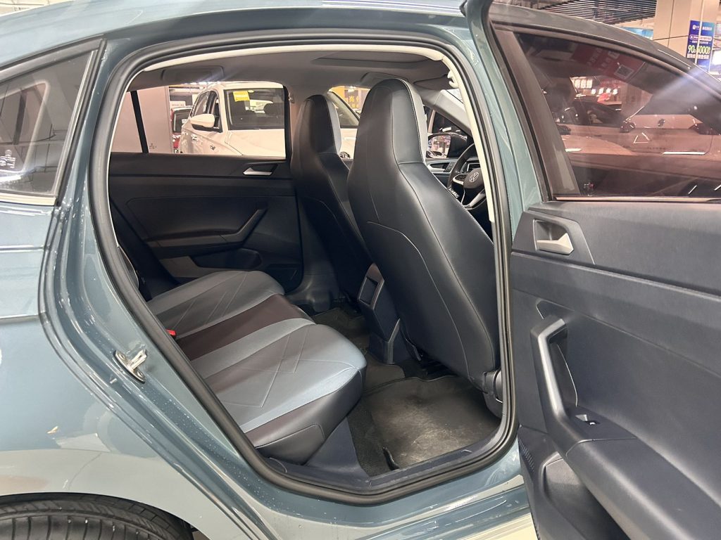 Volkswagen Lavida 2023 New Edge 1,5 л, автоматическая коробка передач, версия New Wish - Huishida Trading