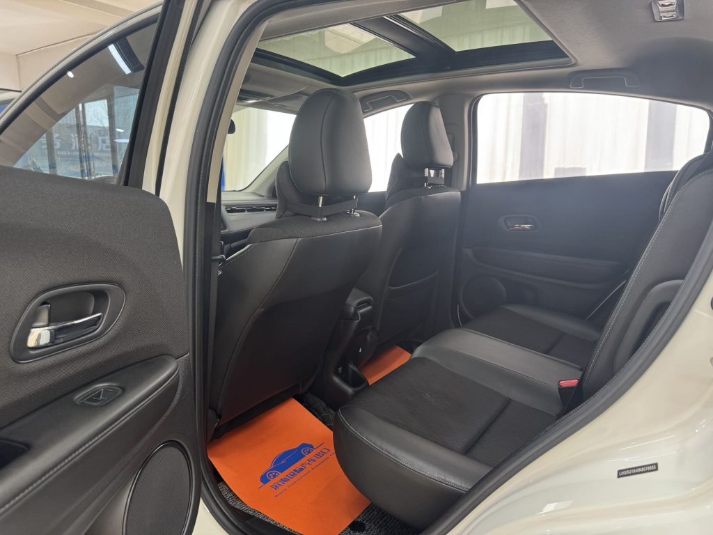 Honda Vezel 2022 1,5 л CVT Phantom Night·Pioneer Edition - Huishida Trading