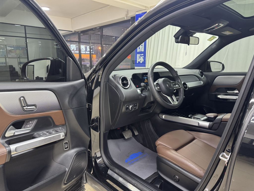 Mercedes-Benz GLB 2022 Модель GLB 180 Sport - Huishida Trading