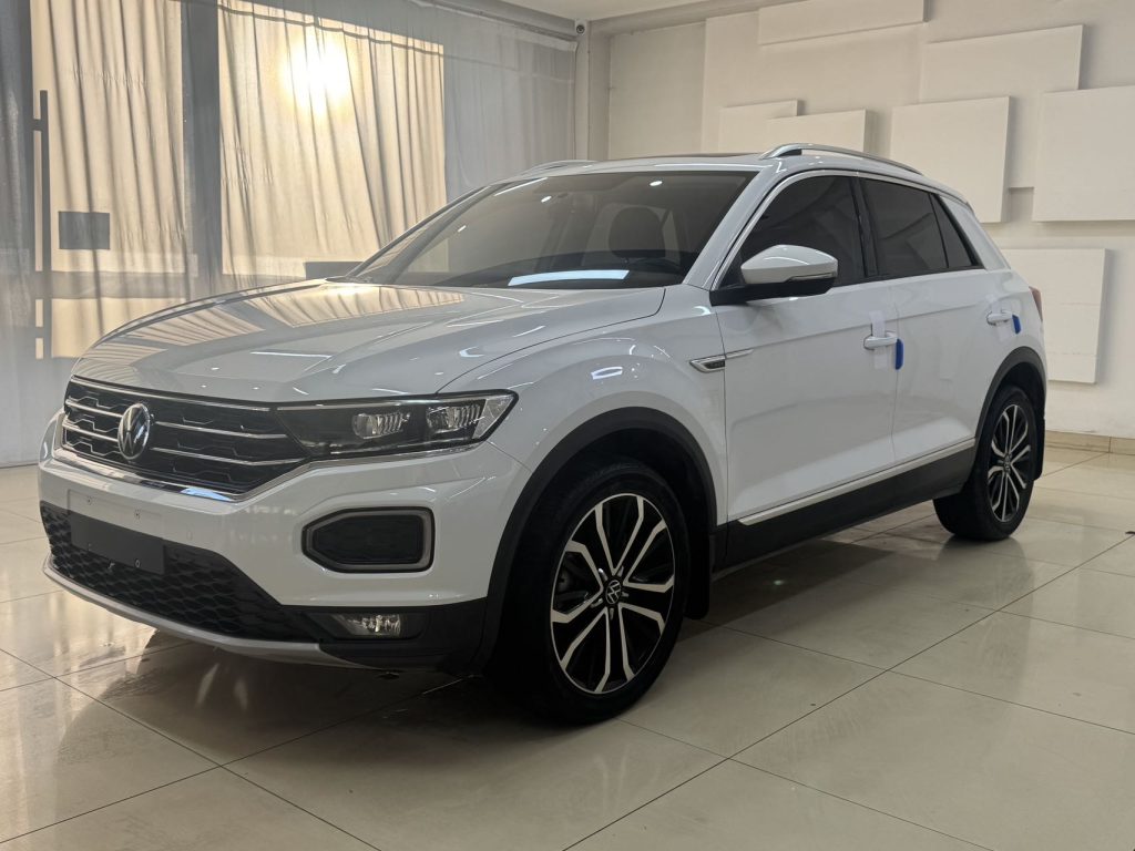 Volkswagen T-ROC 2022 280TSI DSG Передний привод Comfort PLUS - Huishida Trading