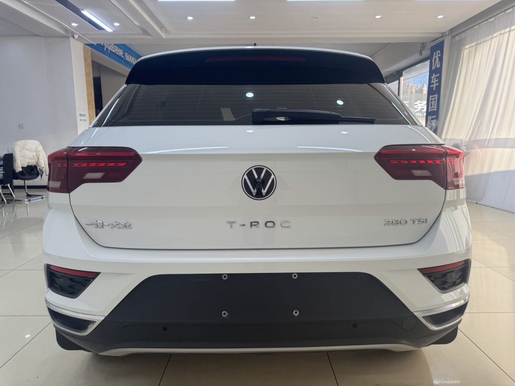 Volkswagen T-ROC 2022 280TSI DSG Передний привод Comfort PLUS - Huishida Trading
