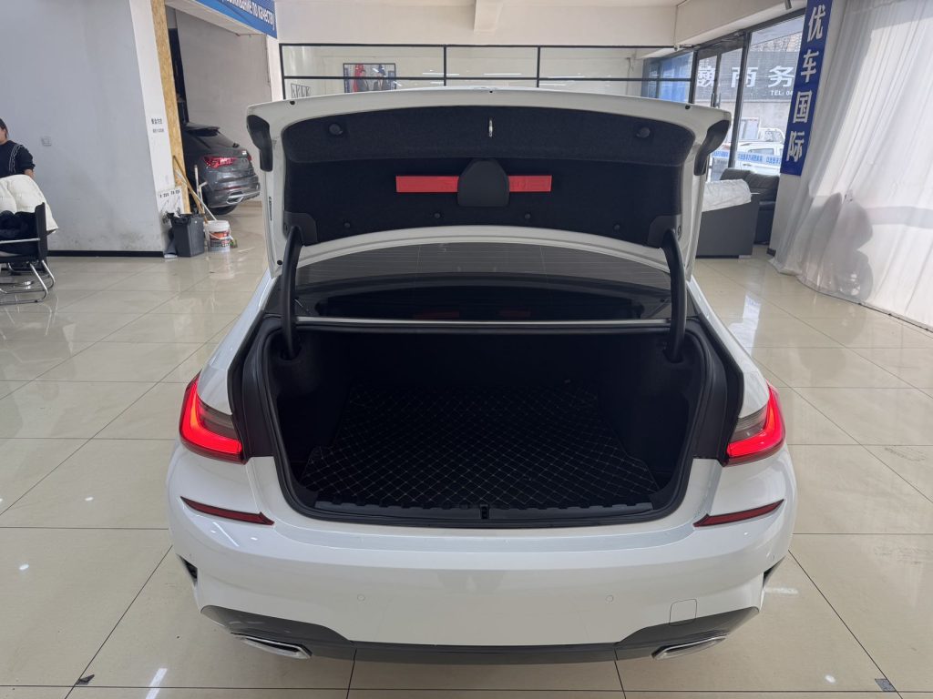 BMW 3 Series 2022 320Li M Sport Package - Huishida Trading