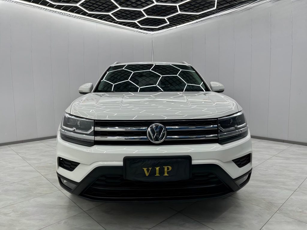 Volkswagen Tharu 2022 года 280TSI Передний привод Luxury Edition - Huishida Trading