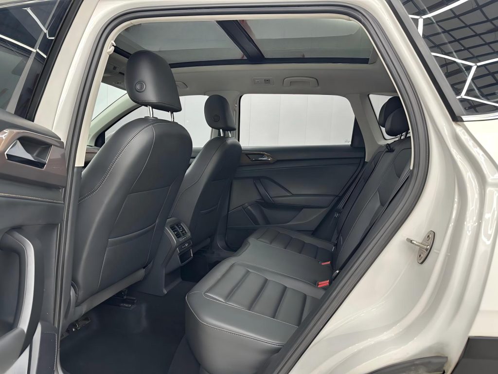 Volkswagen Tharu 2022 года 280TSI Передний привод Luxury Edition - Huishida Trading