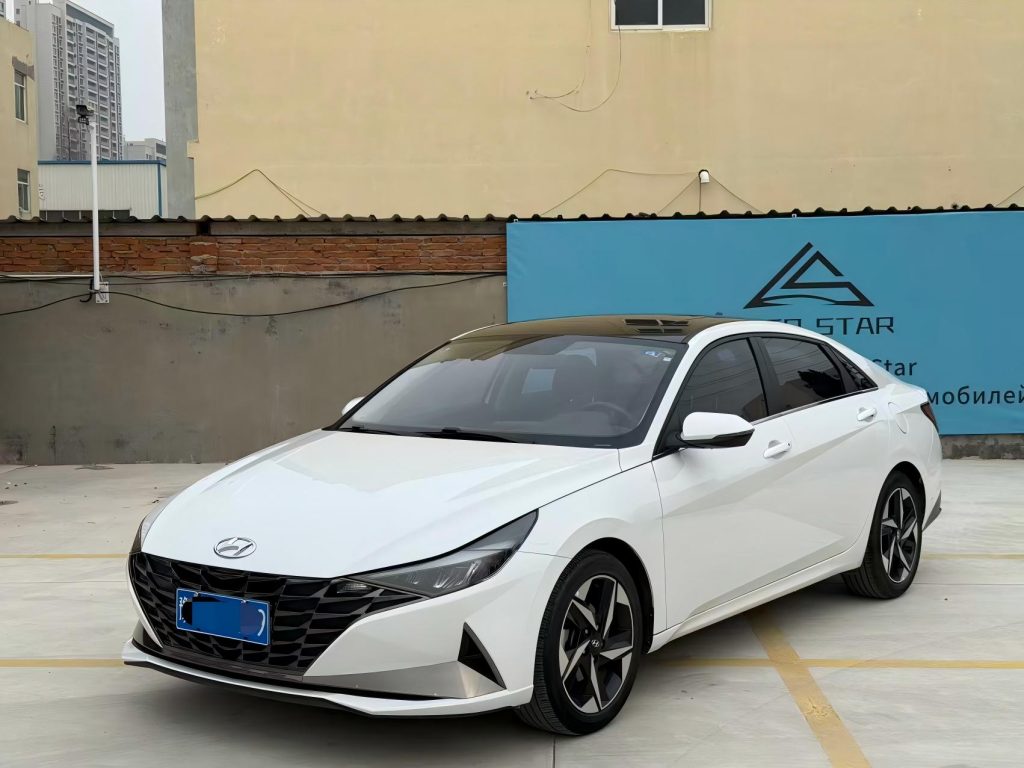 Hyundai Elantra 2022 года 1,5 л CVT GLX Elite Edition - Huishida Trading