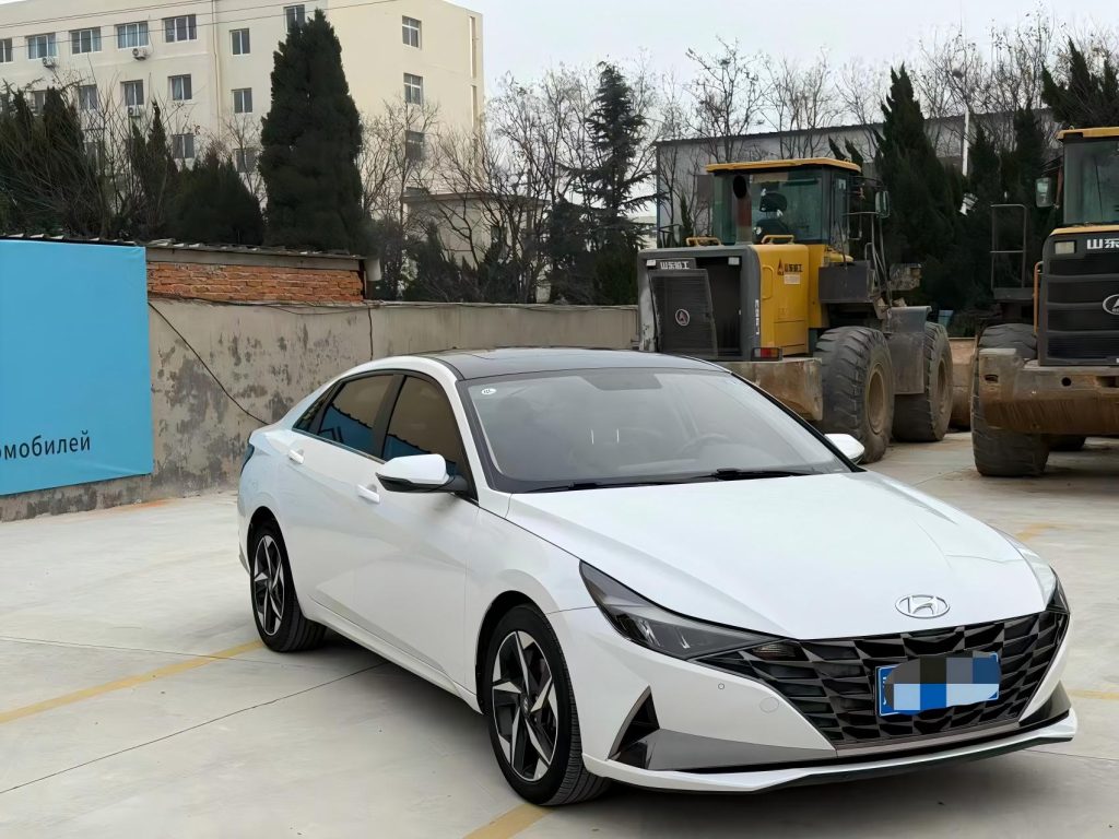 Hyundai Elantra 2022 года 1,5 л CVT GLX Elite Edition - Huishida Trading