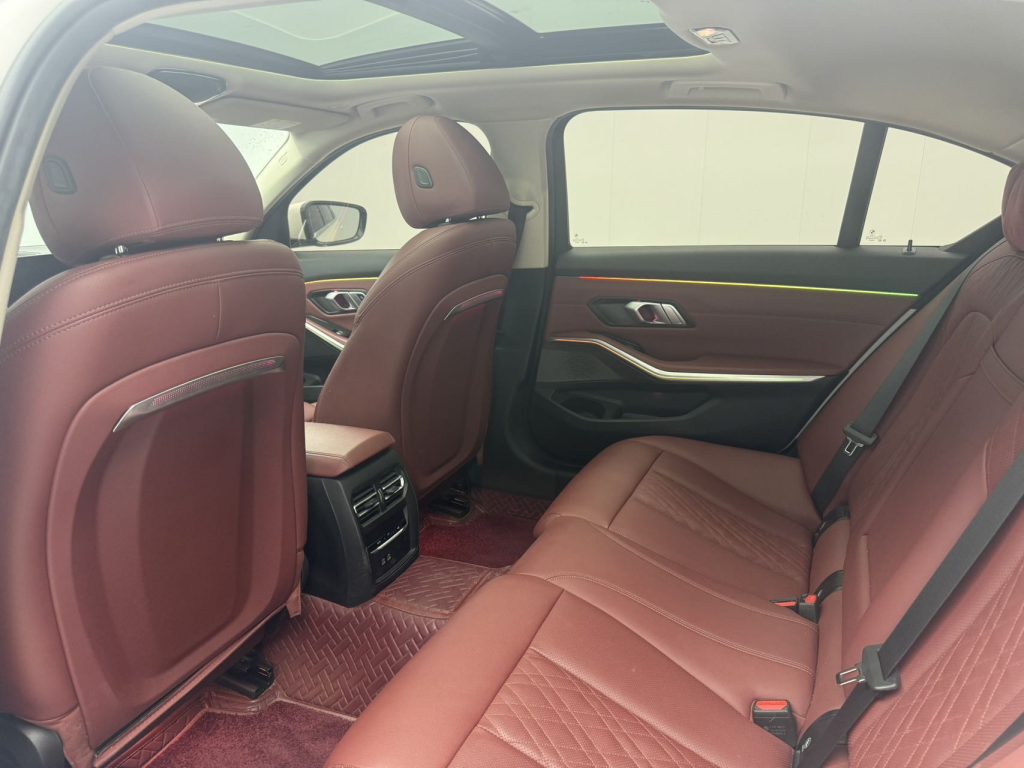 BMW 3 Series 2023 320Li M Sport Package - Huishida Trading